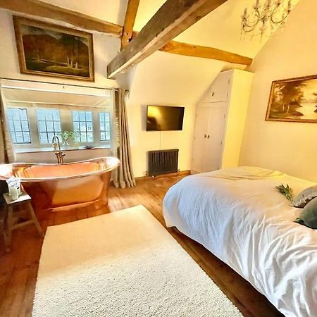 Fordview Cottage Is Full Of Cotwolds Charm Upper Slaughter Exterior photo